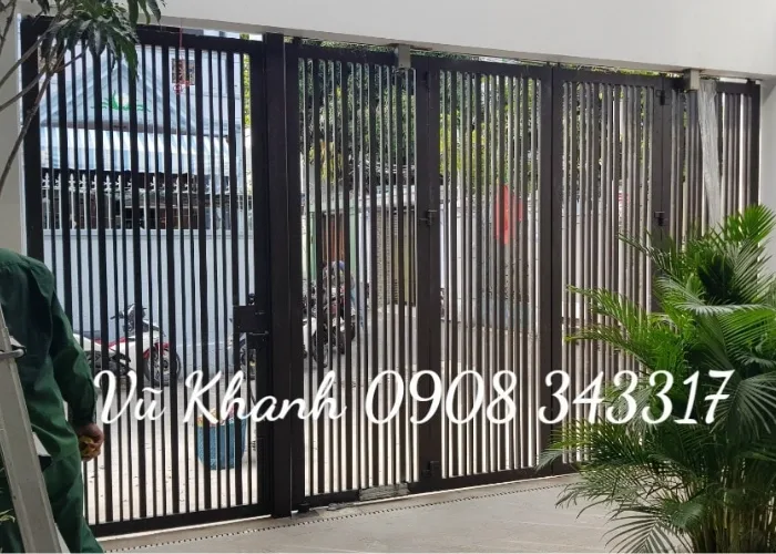 Cổng Nhà Bằng Sắt
