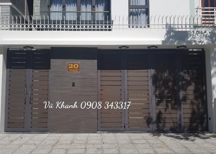 Cửa Sắt Đẹp 4 Cánh Tự Động