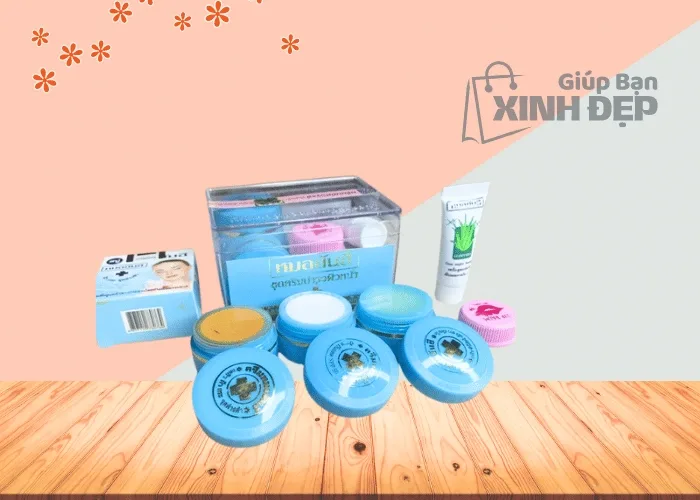 Combo Set Đặc Trị Nám Mụn Trắng Da YanHee Thái Lan - màu xanh da trời