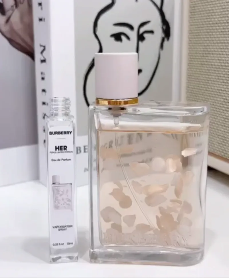 Nước hoa nữ Burberry Her Petals Limited Edition 88ml